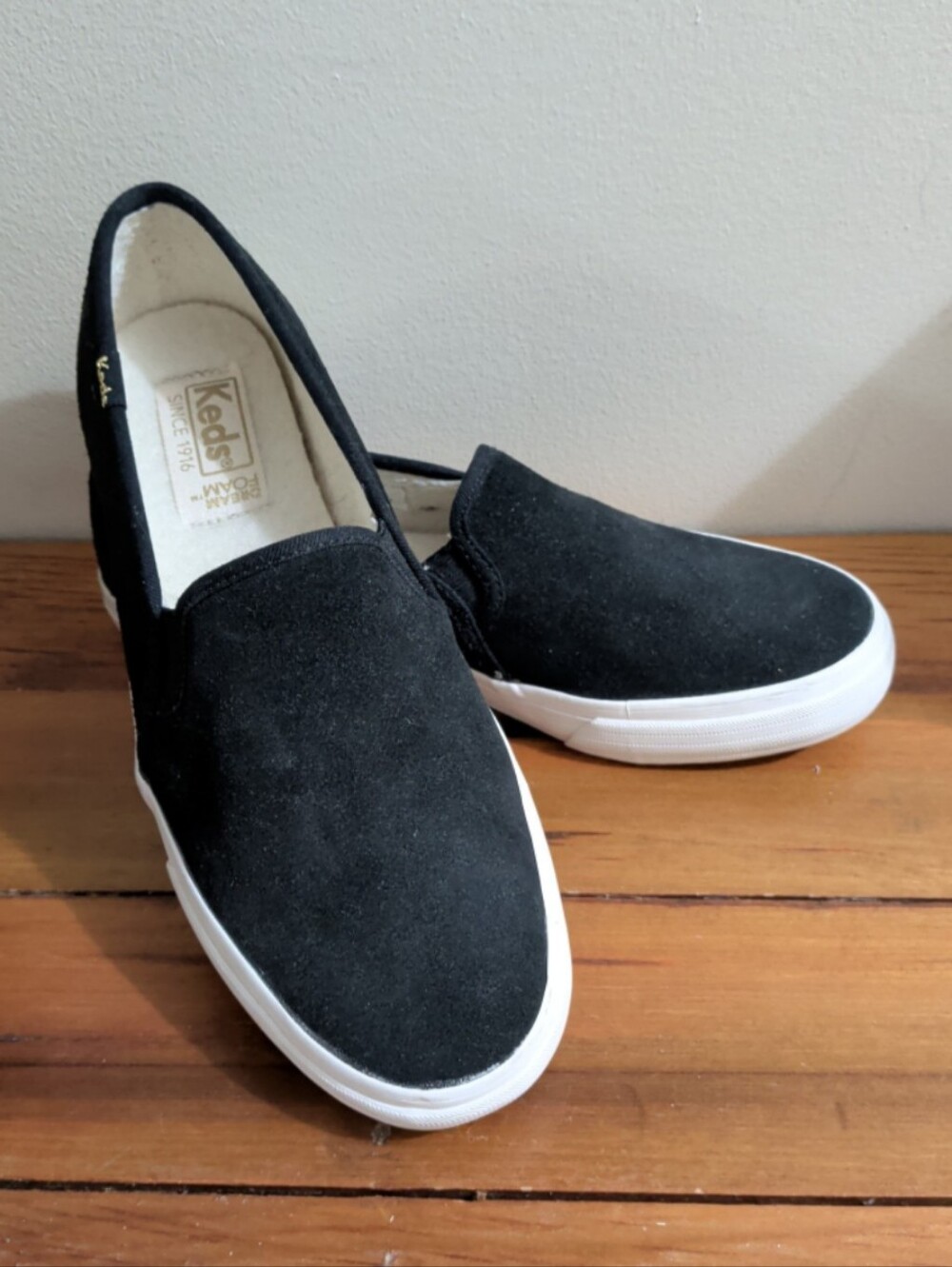 Keds Double Decker Black Suede Slip-on Sneakers Ladies Size 8